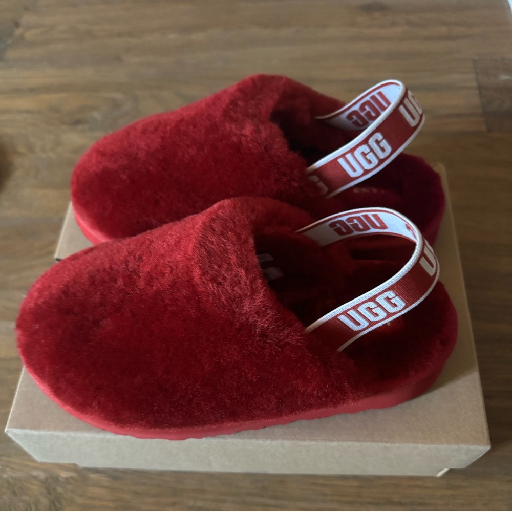 NIB UGG toddler Yeah Slipper Slides